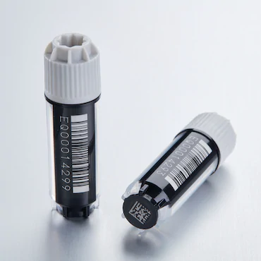 艾本德Eppendorf CryoStorage Vial, 2.0 mL, 不含 DNase、RNase、人類 DNA 和內(nèi)毒素；外螺紋，預(yù)先加蓋灰色管蓋，帶 2D SafeCode (DataMa